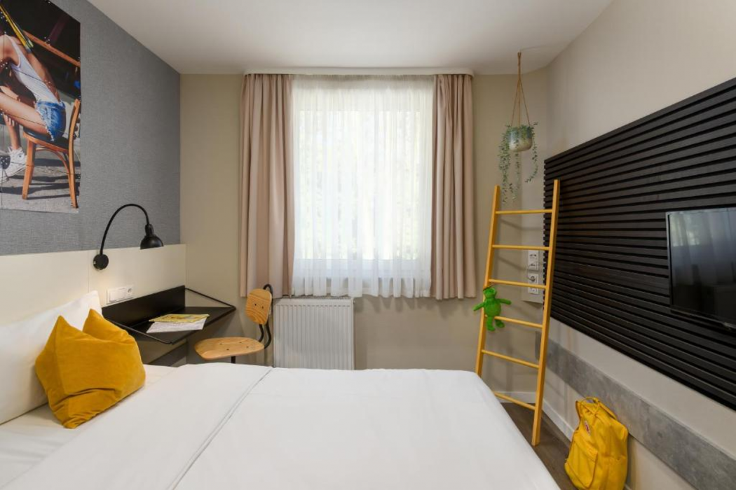 SleepinRoomz Boutique Hotel 11/22
