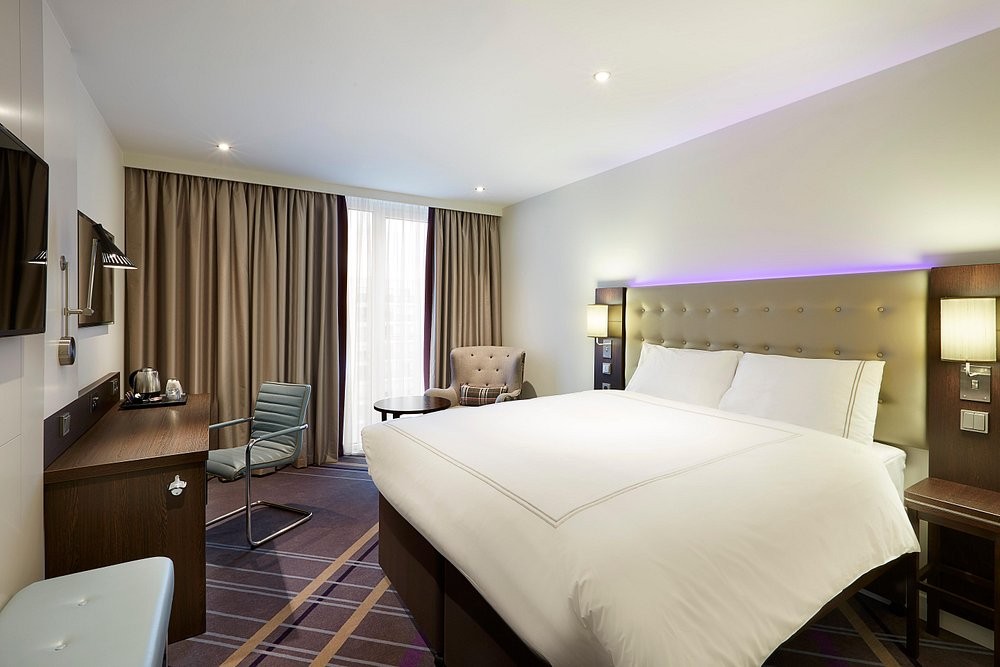 Premier Inn Frankfurt Messe 10/22