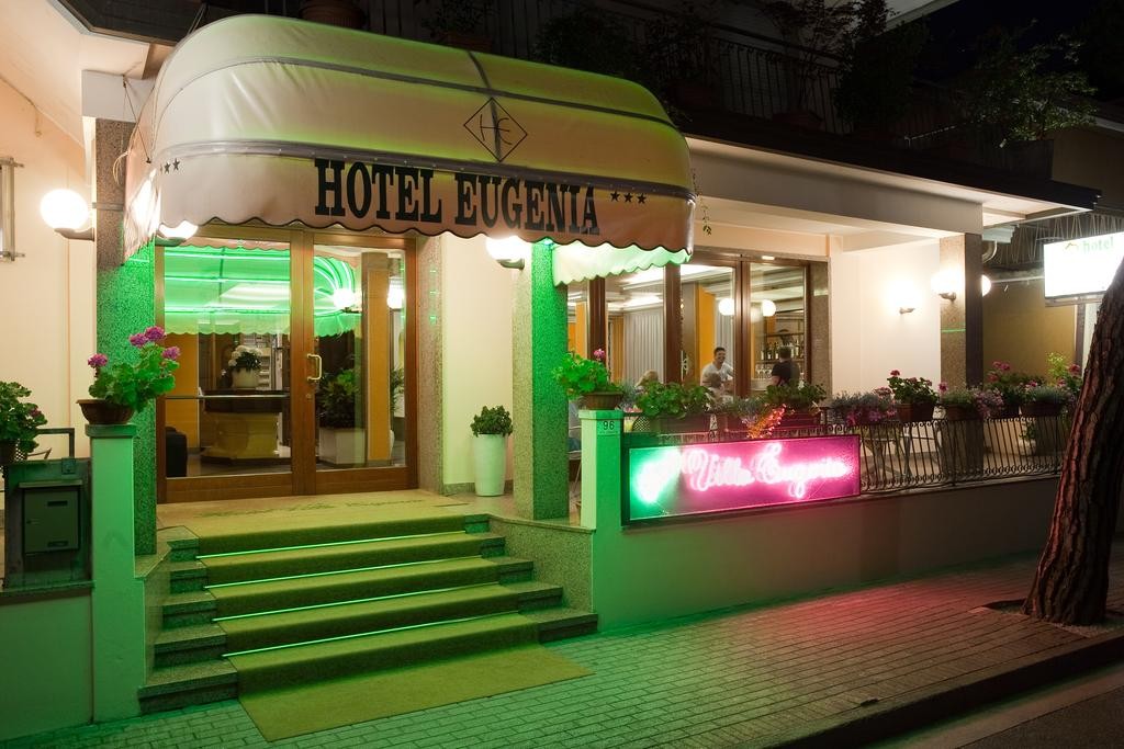 HOTEL VILLA EUGENIA 写真1