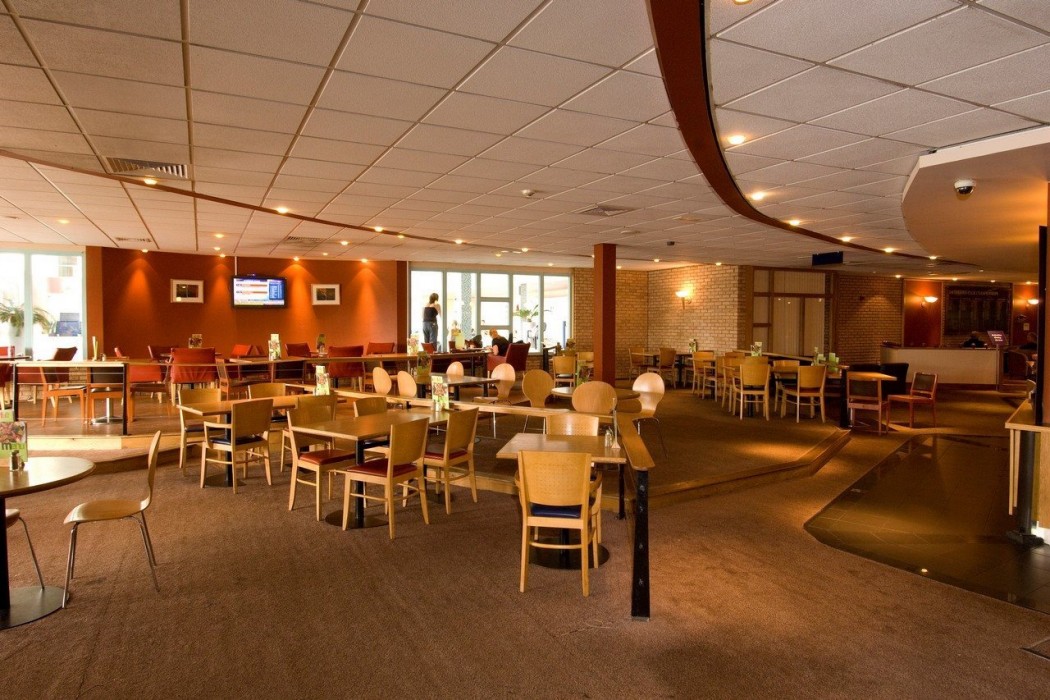 ZIP by Premier Inn Cardiff 11/28
