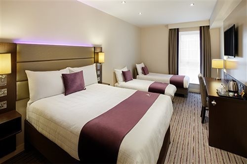 Premier Inn Dundee East 12/30