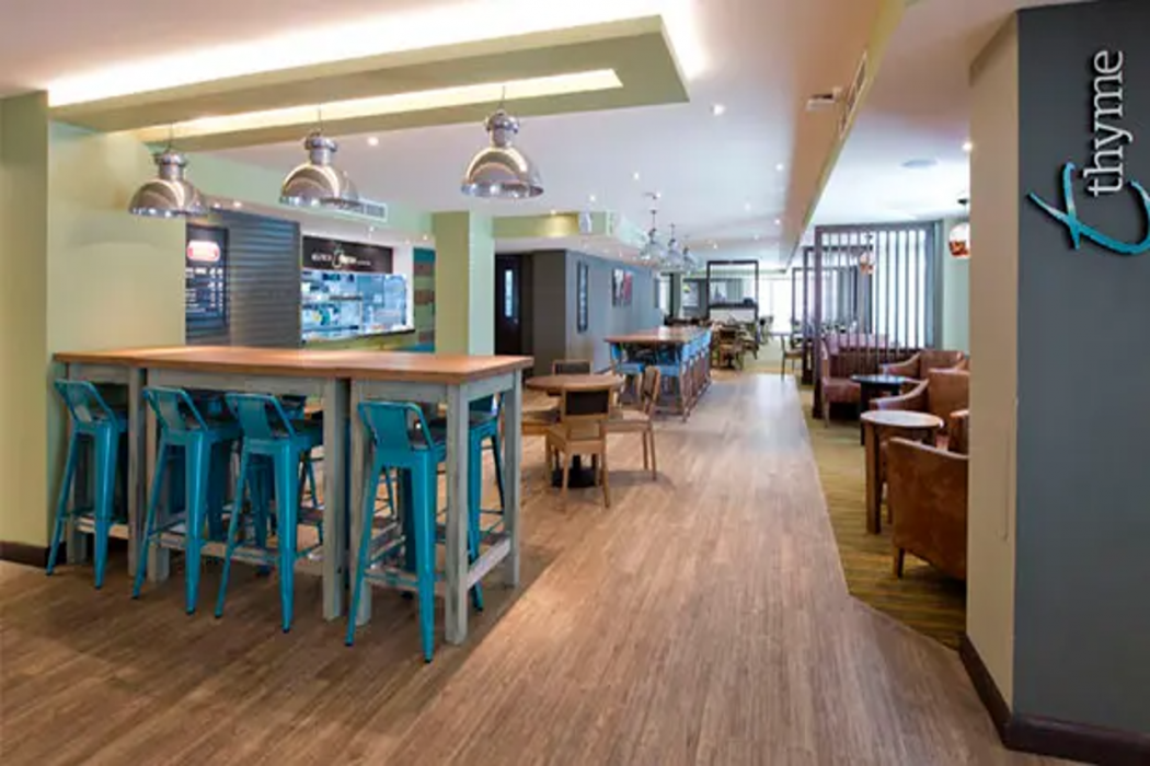Premier Inn Edinburgh City Centre York Pl/St James 23/58