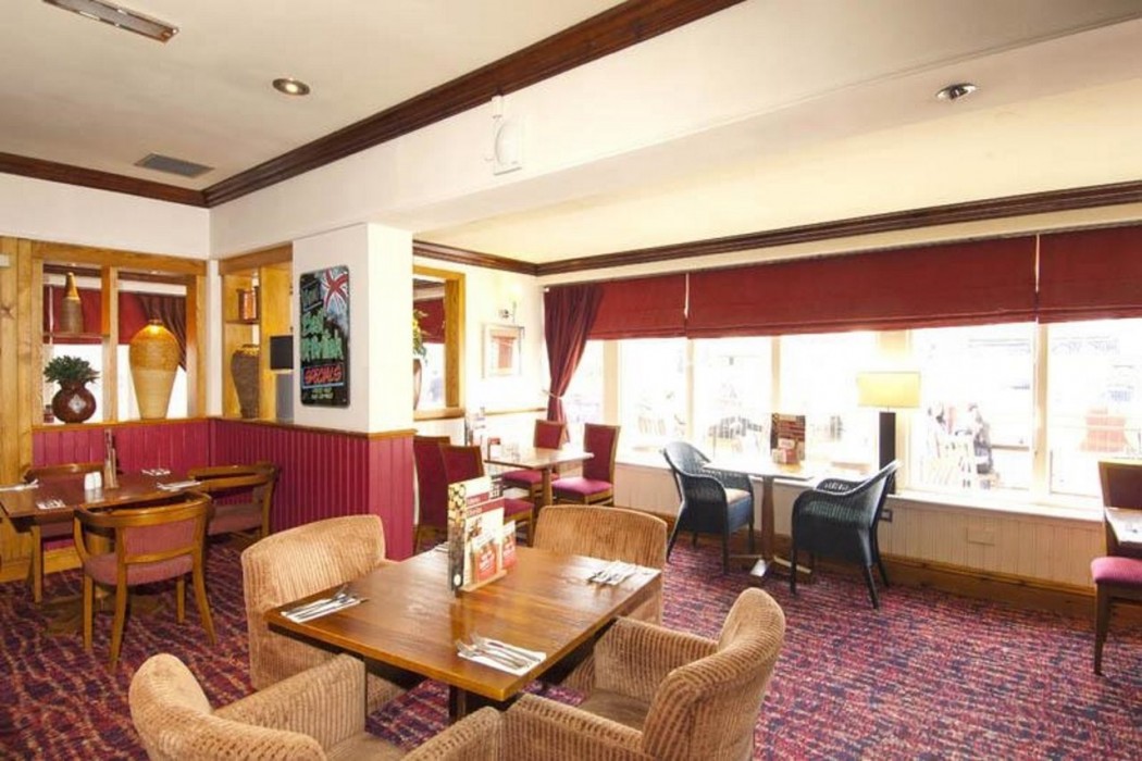 Premier Inn Huddersfield Central 14/36