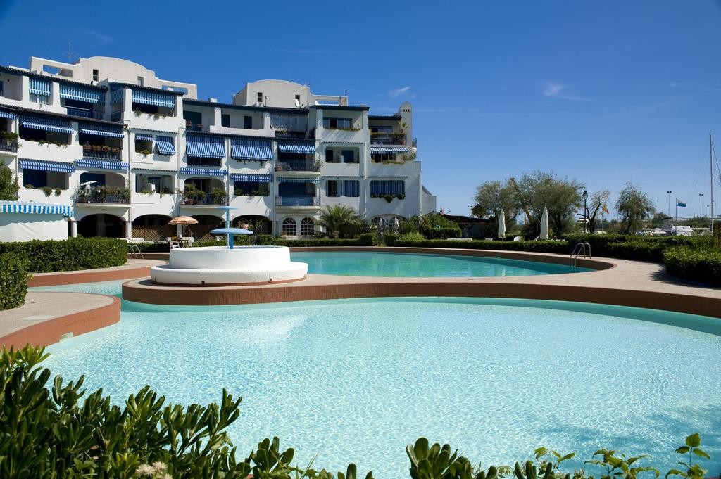PORTOVERDE BEACH APARTMENTS 17/53