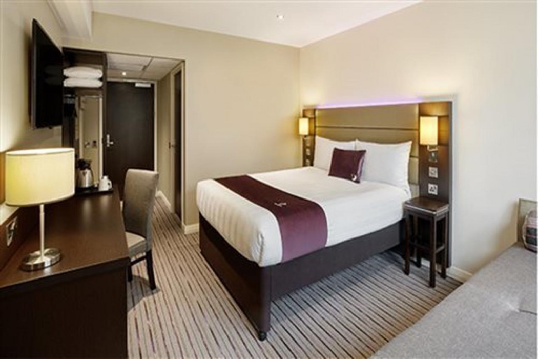 Premier Inn London Gatwick Airport South (London Road) 7/16