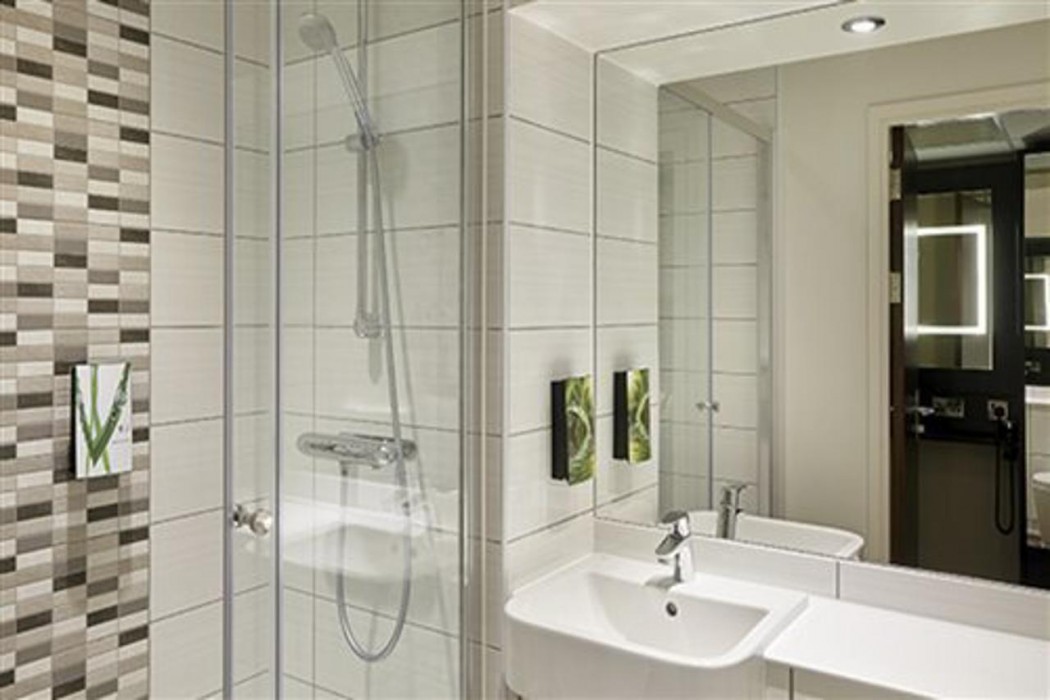 Premier Inn London Gatwick Airport South (London Road) 12/16