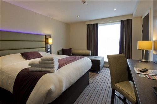 Premier Inn London Heathrow Airport Terminal 4 12/65