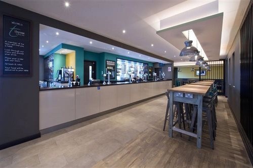 Premier Inn London Heathrow Airport Terminal 4 22/65