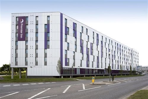 Premier Inn London Heathrow Airport Terminal 4 in HOUNSLOW