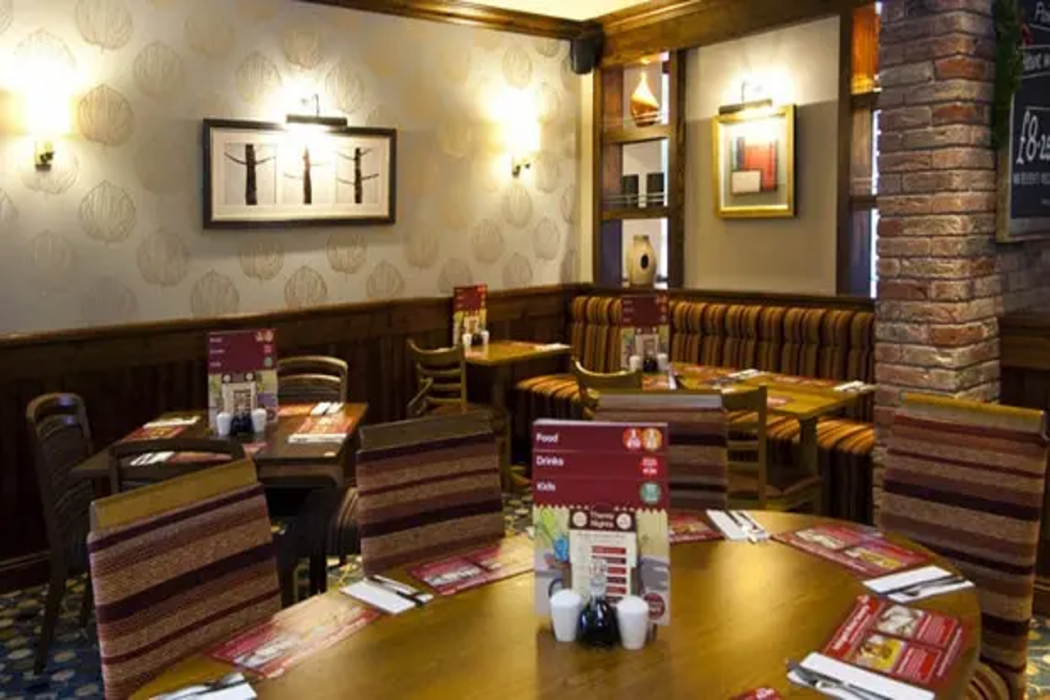 Premier Inn Stirling South (M9, J9) 15/22