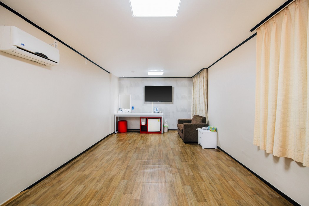 JEJU OAKRA HOTEL 37/70