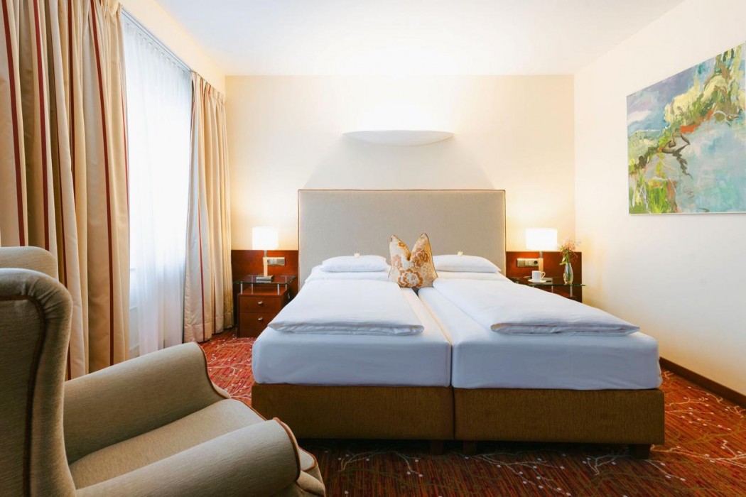 Hotel Kaiserhof Wien 33/55