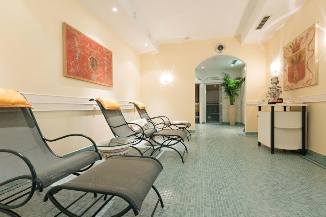 Lobby at Hotel Kaiserhof Wien, VIENNA