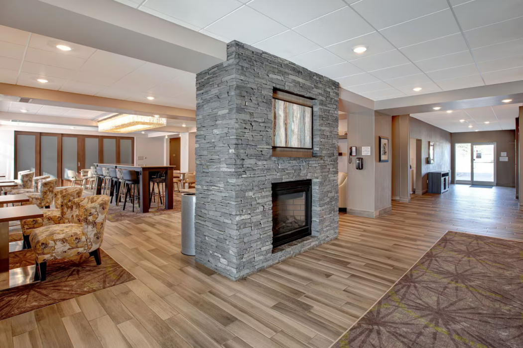 Ramada by Wyndham St. Paul AB 4/44