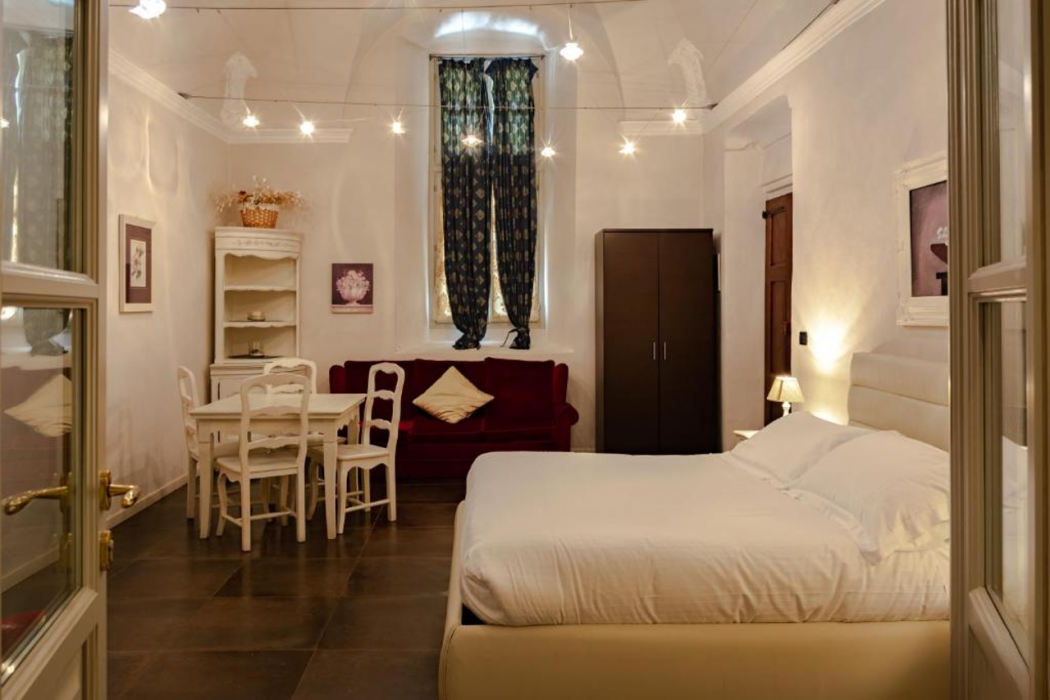 Room at Somaschi Hotel - Monastero Di Cherasco, CHERASCO