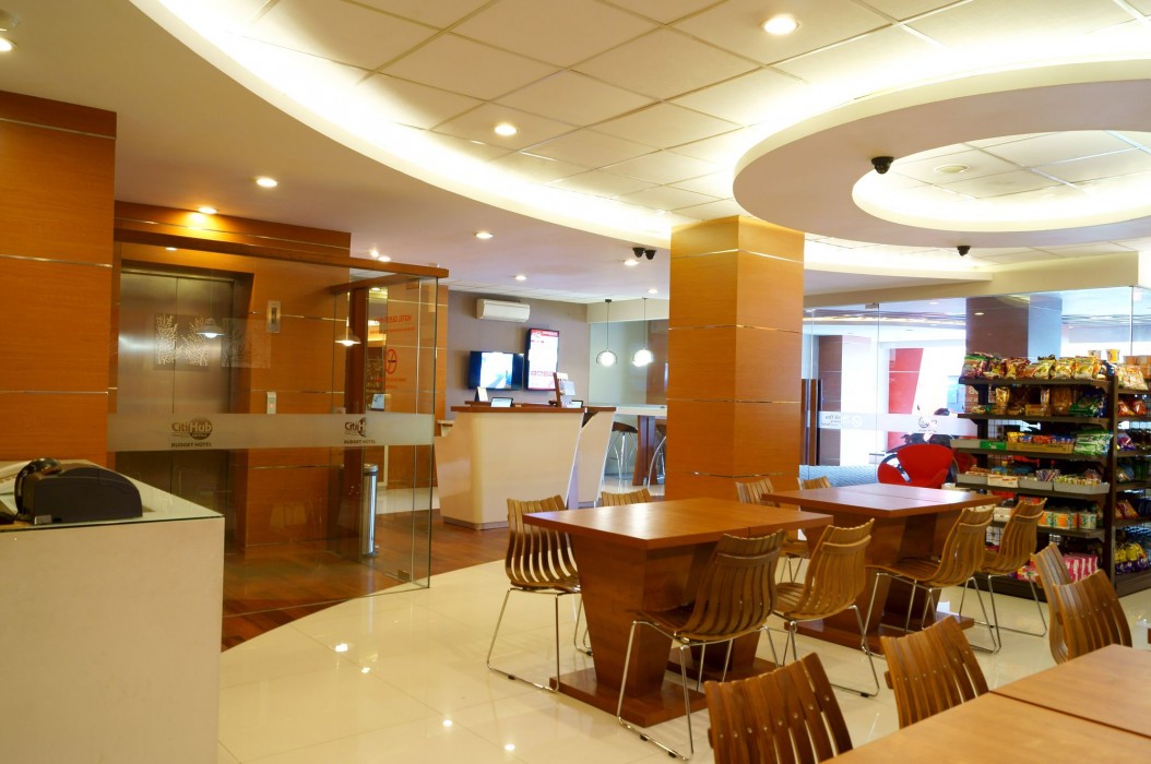 Citihub Hotel Mayjend Sungkono Surabaya 24/38