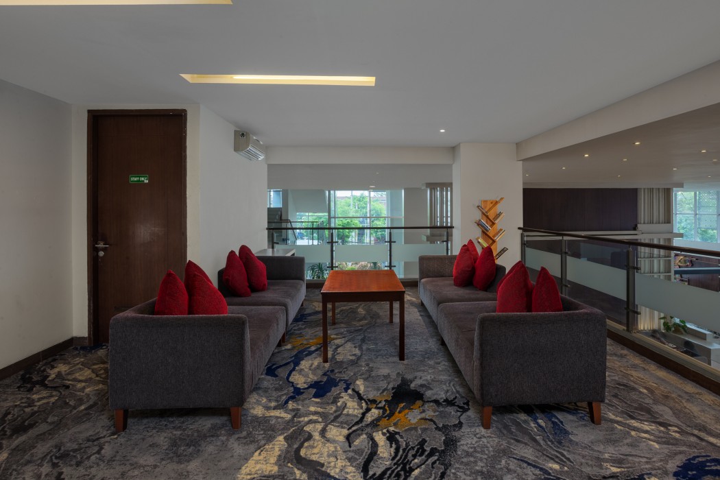 Amandaru Hotel Pekalongan 29/36