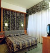 Best Western Hotel Crystal 5/24