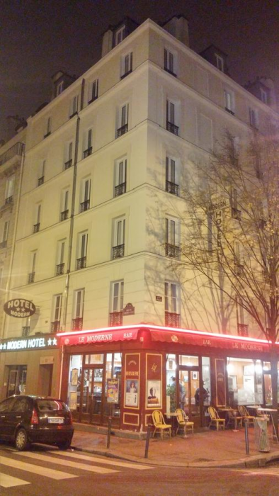 MODERN HOTEL 1/51