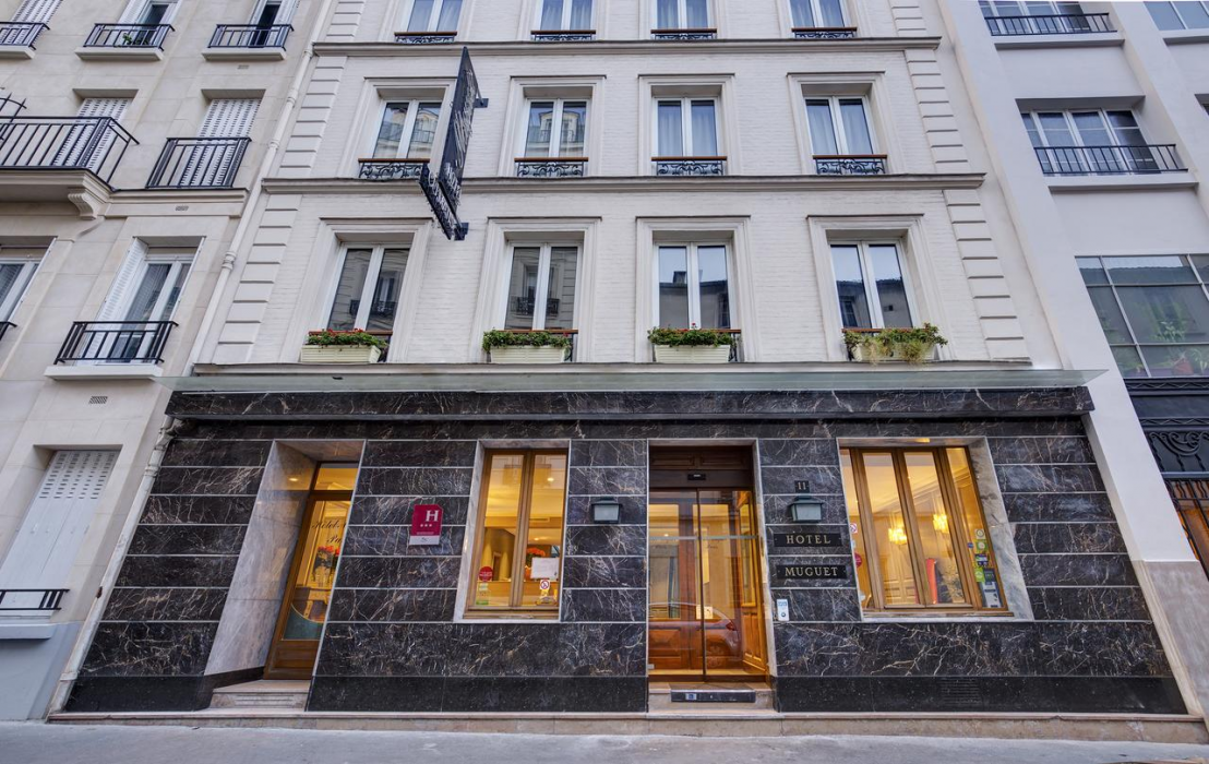 HOTEL MUGUET 1/50