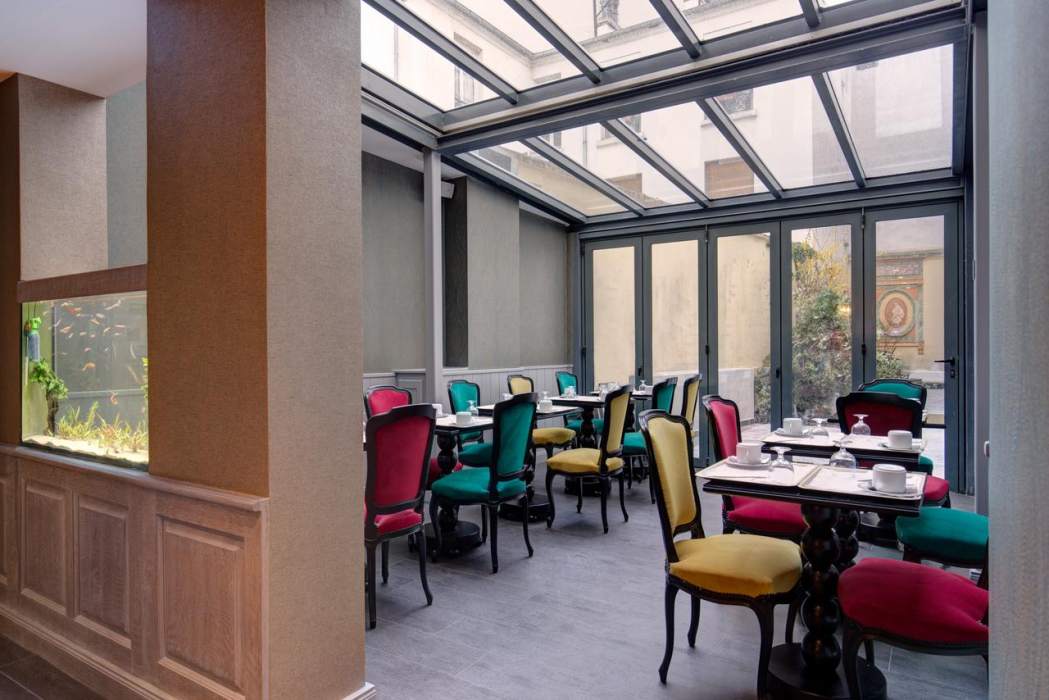 HOTEL MUGUET 33/50