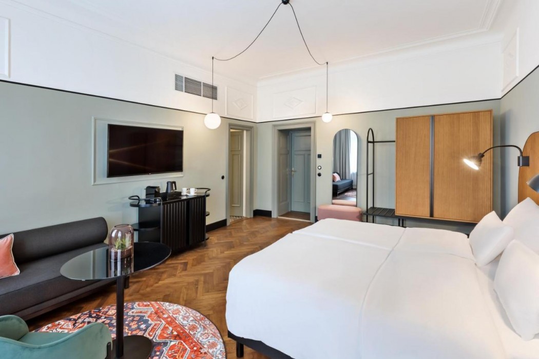 Hotel Astoria Vienna, Curio Collection by Hilton 21/54