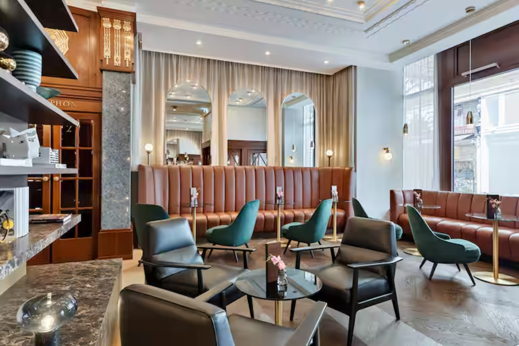 Hotel Astoria Vienna, Curio Collection by Hilton 28/54