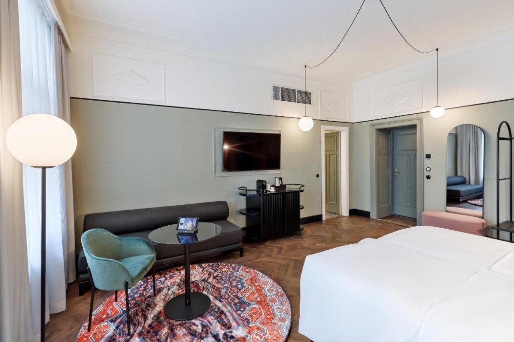 Hotel Astoria Vienna, Curio Collection by Hilton 18/54