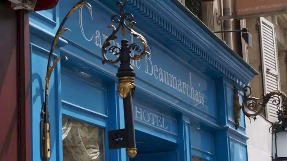 HOTEL CARON DE BEAUMARCHAIS 1/23