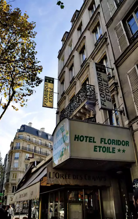 Hotel Clemence 1/36