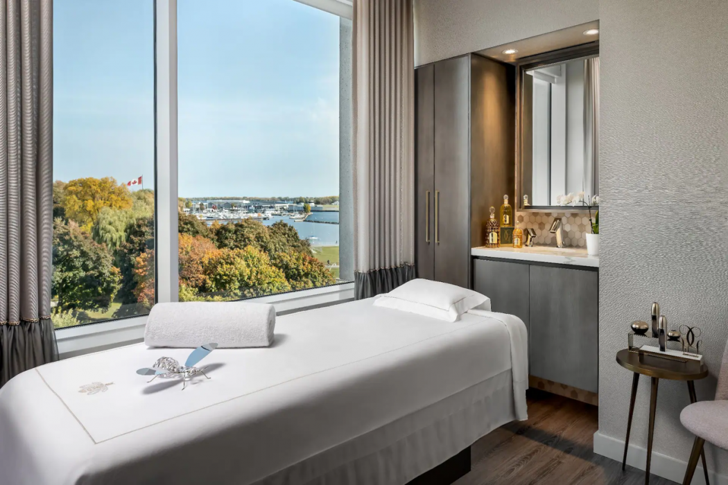 Hotel X Toronto by Library Hotel Collection 28/63