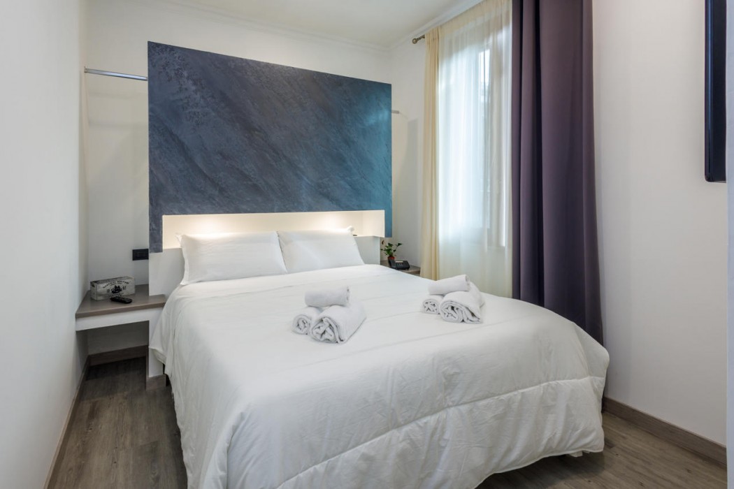 Crossroad Hotel 37/66