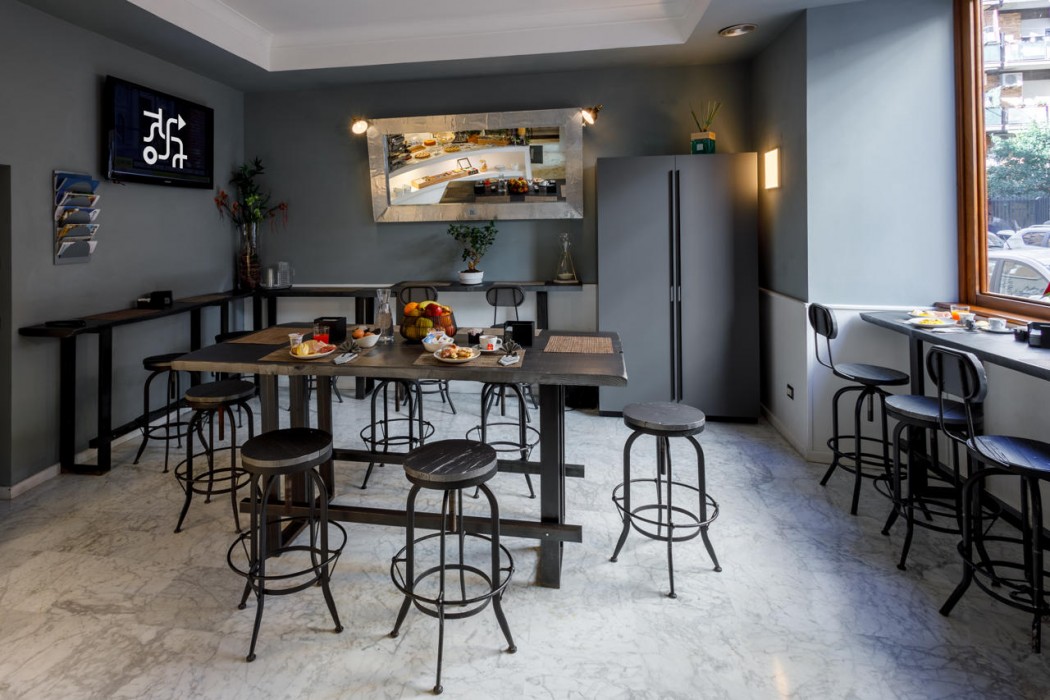 Crossroad Hotel 41/66