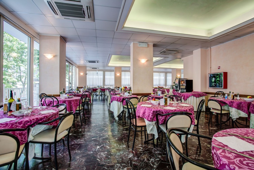 Hotel Aiglon 25/73