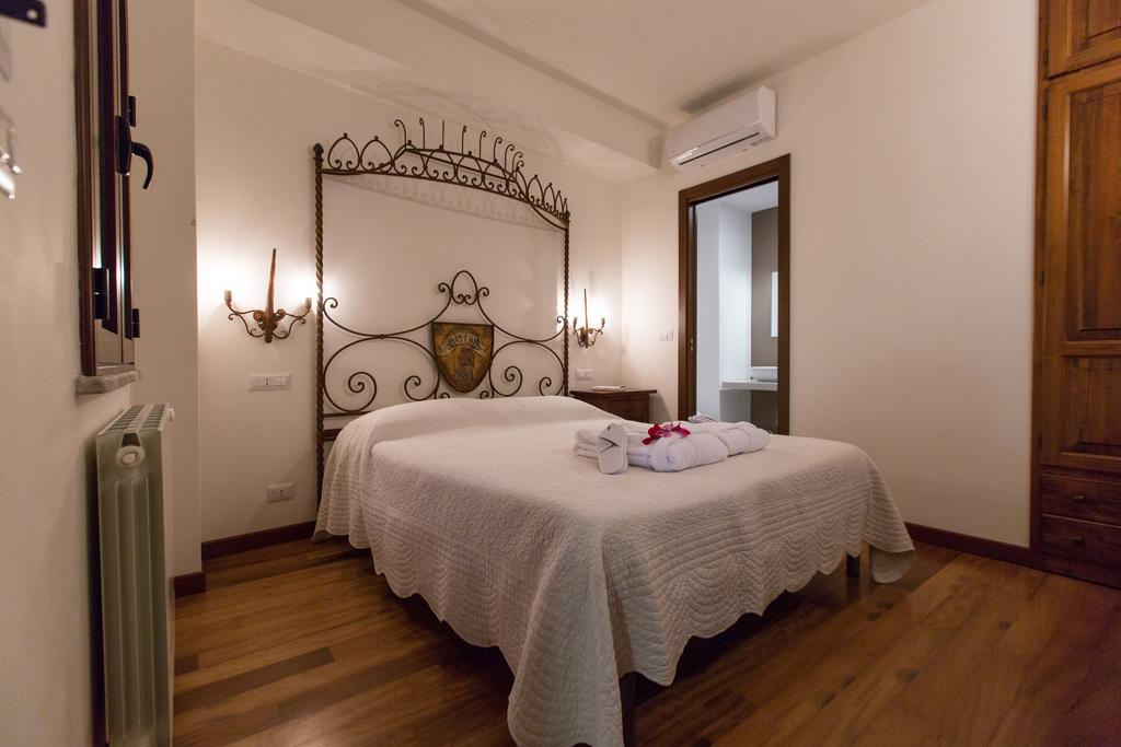 Al Borgo Medievale 15/46