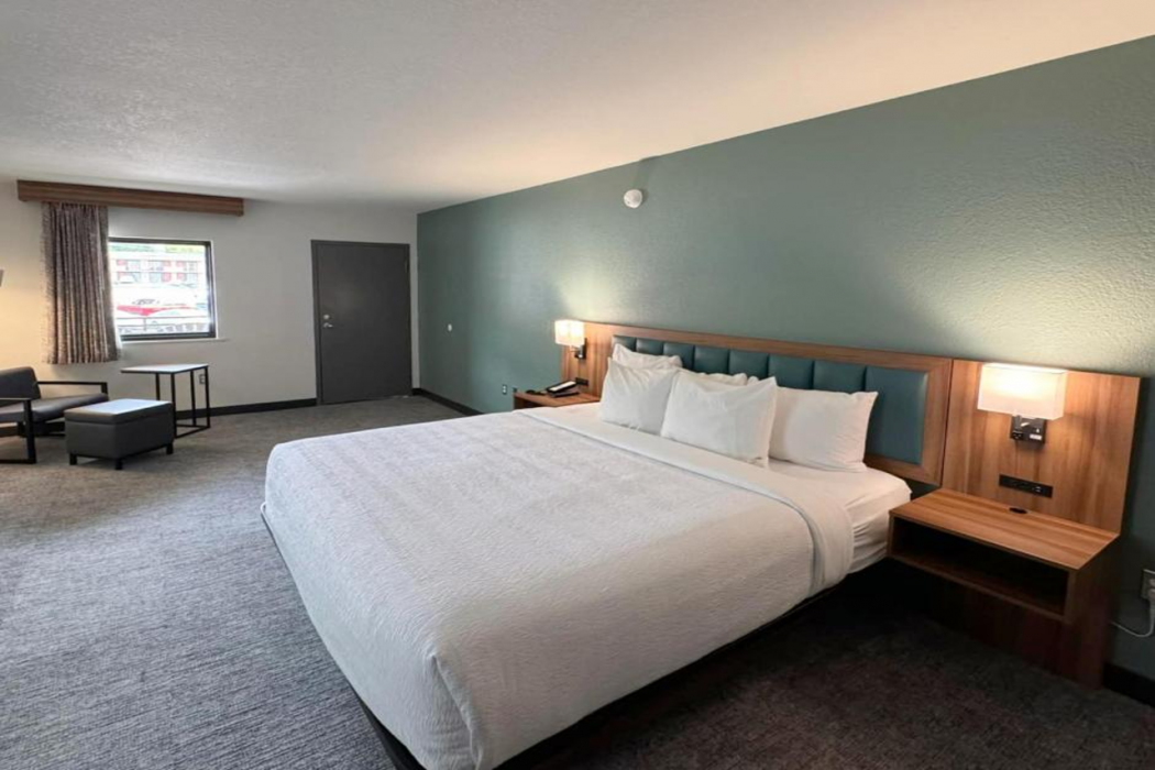 Best Western Johnson's Inn Downtown Gatlinburg 19/62