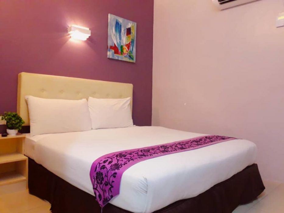 Swing & Pillows at Kota Damansara 9/55