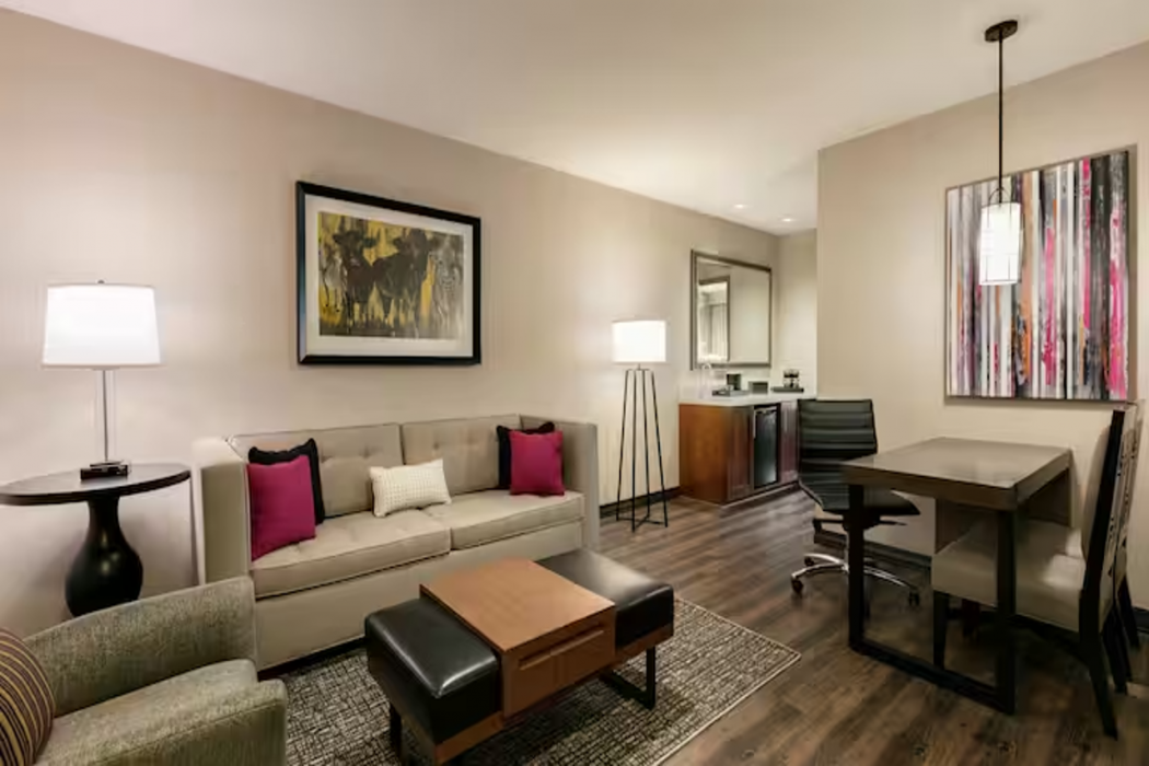 Embassy Suites by Hilton Berkeley Heights 17/61