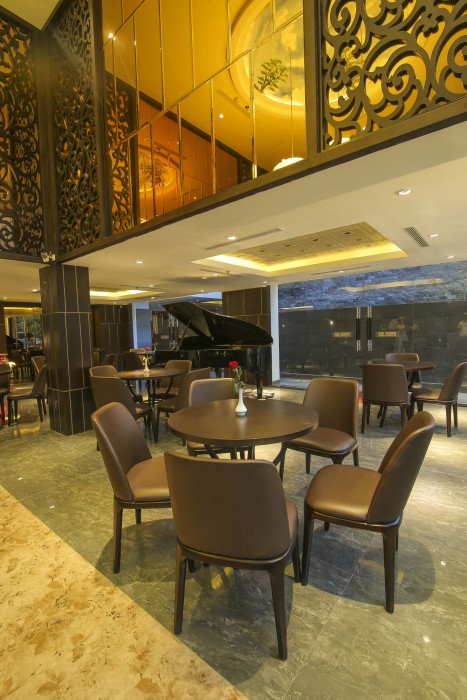 Palazzo Luxury Hotel 54/92