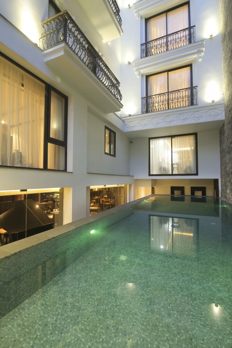 Palazzo Luxury Hotel 32/92