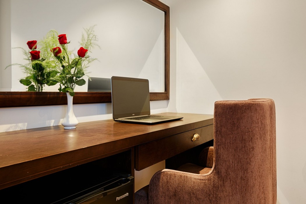 Palazzo Luxury Hotel 30/92
