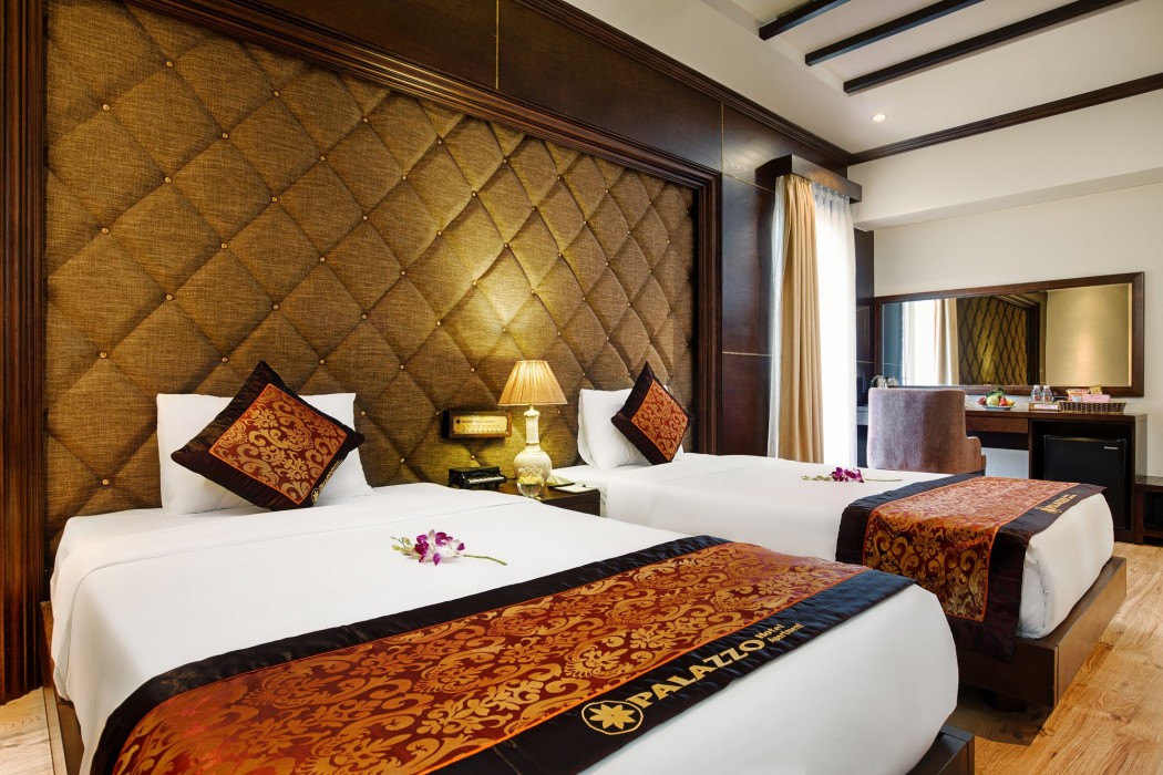 Palazzo Luxury Hotel 29/92