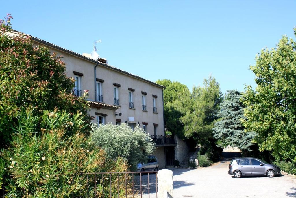 HOSTELLERIE DES COMMANDEURS 1/2