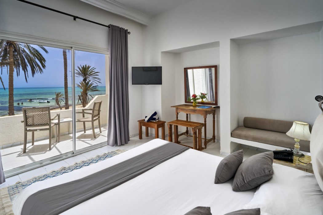 Hari Club Beach Resort 25/103