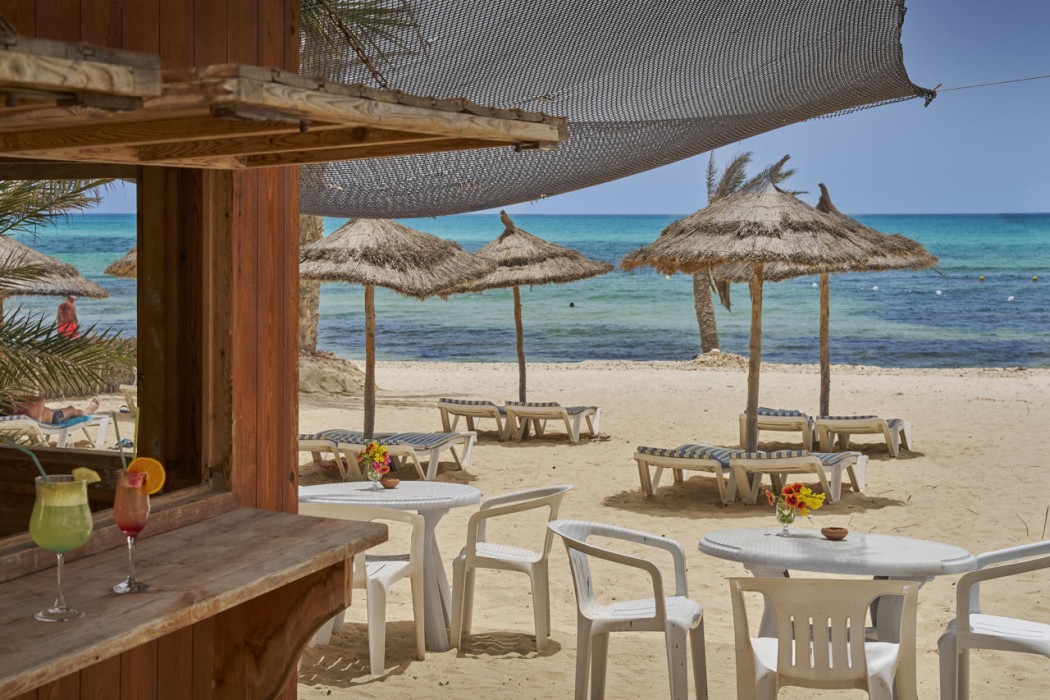 Hari Club Beach Resort 74/103