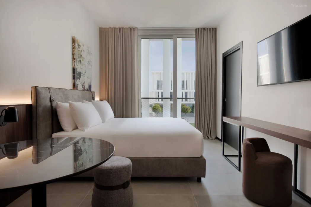 J Hotel photo4