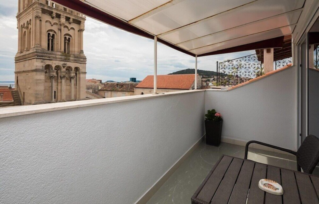 Peristil Luxury Rooms 40/67