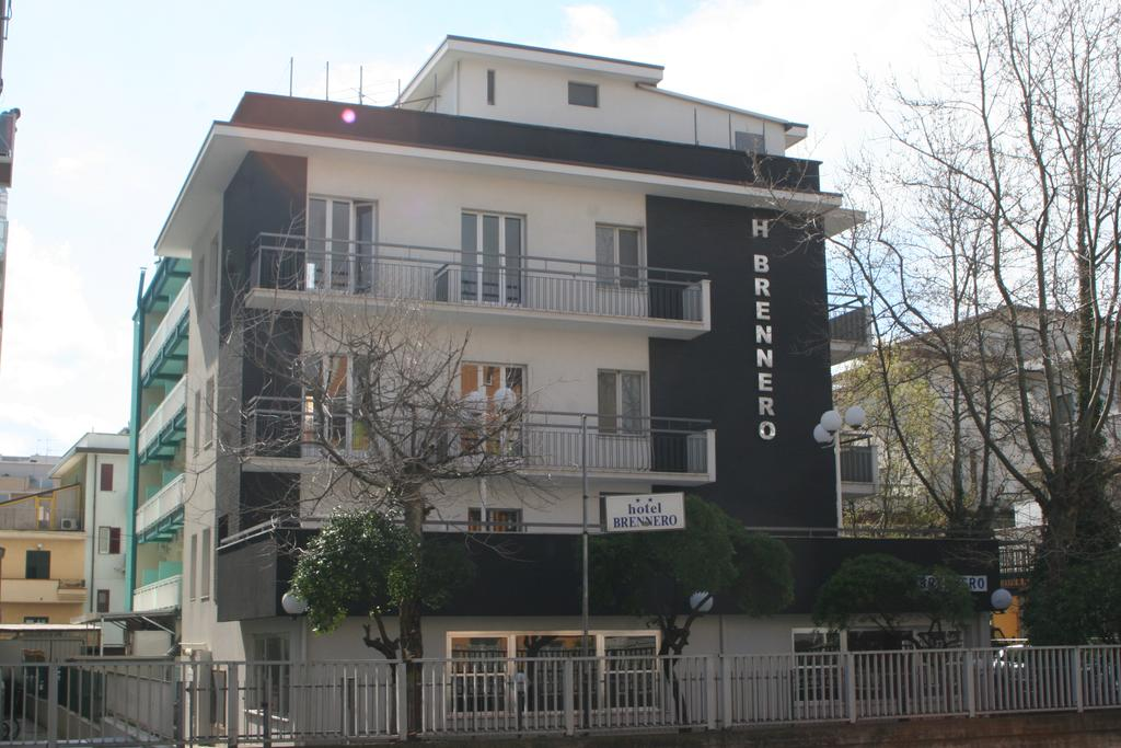 Hotel Brennero 1/45