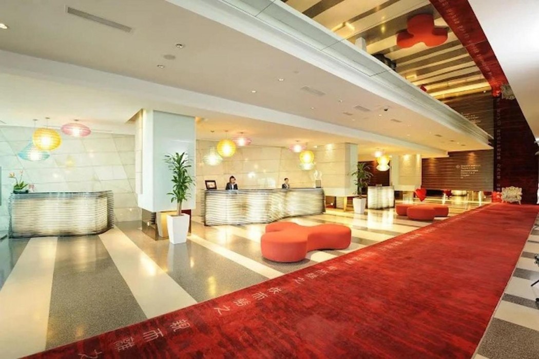 Sunday Hotel Subang Formerly Empire Hotel 7/67