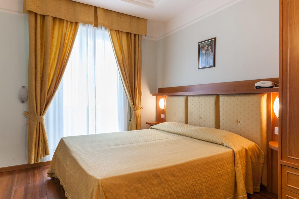 HOTEL ASTOR RIMINI 16/61